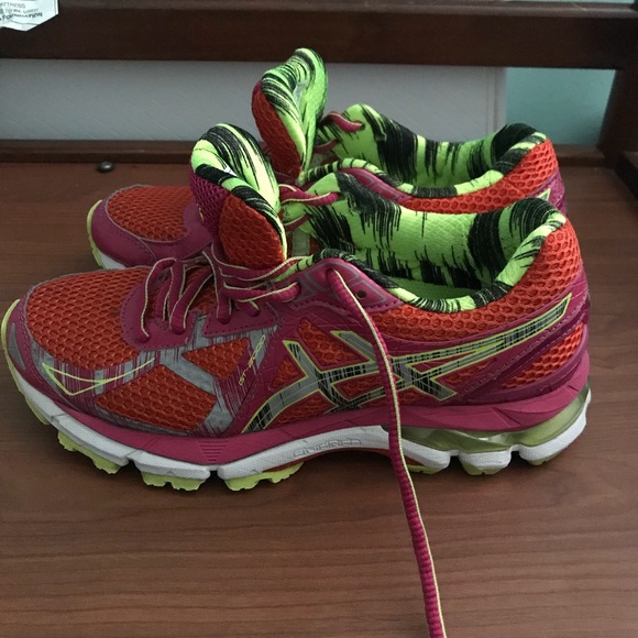 ASICS GT-2000 3 LITE-SHOW WOMEN’S RUNNING SHOE - Picture 5 of 8